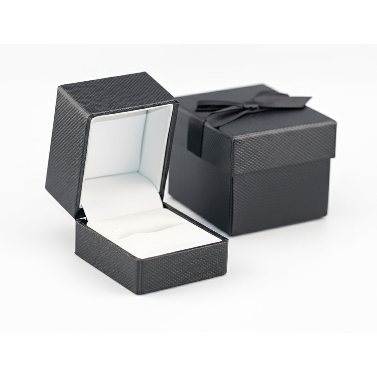 Luxury Ring Box – Black & White Leather Engagement Ring Case