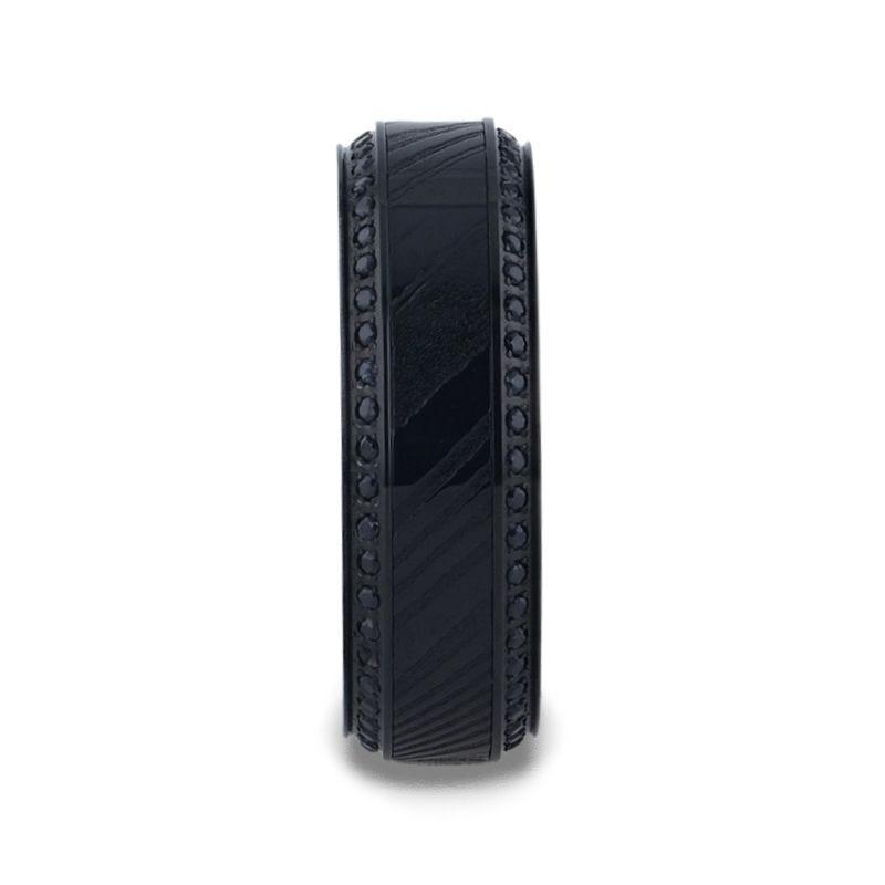 TROPHY BLACK